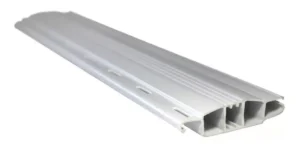 muestra de varilla reforzada de pvc recta